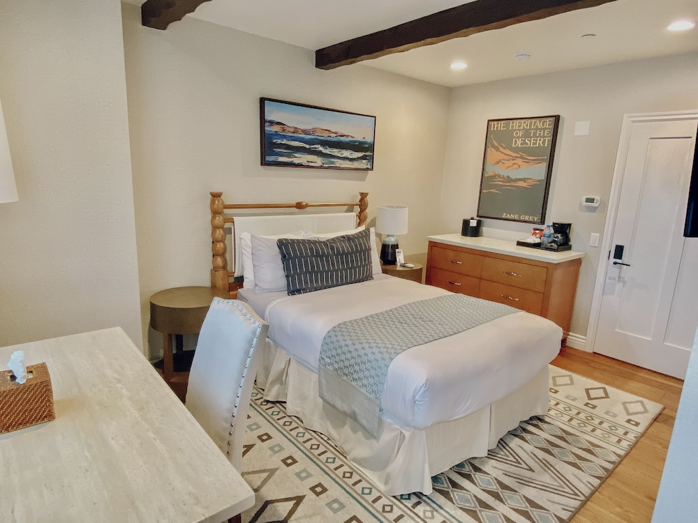 Zane Grey Pueblo Hotel - photo 17