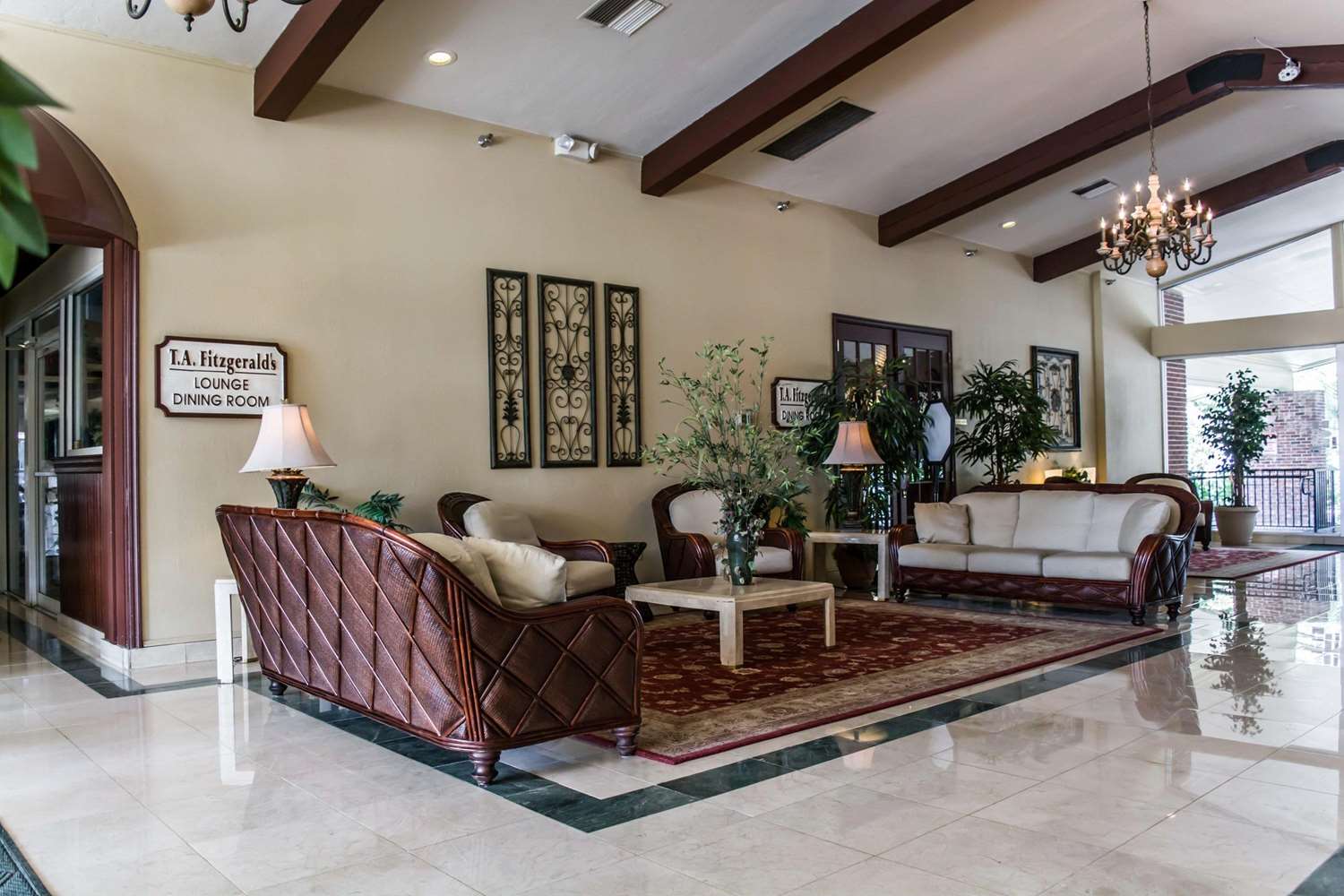 Quality Inn and Suites Golf Resort - photo 9