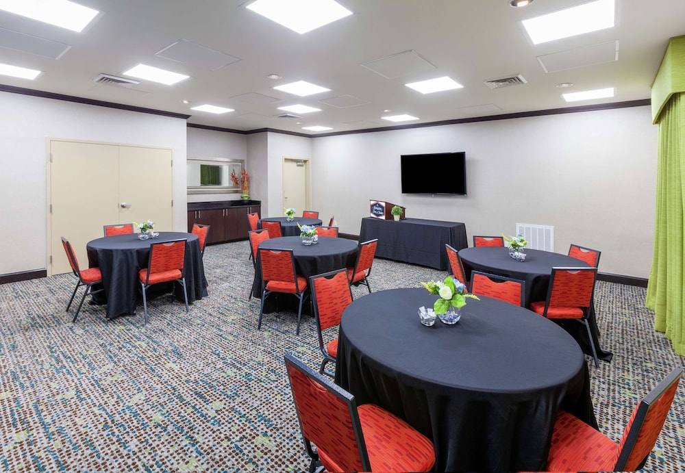 Hampton Inn & Suites Houston League City - photo 30