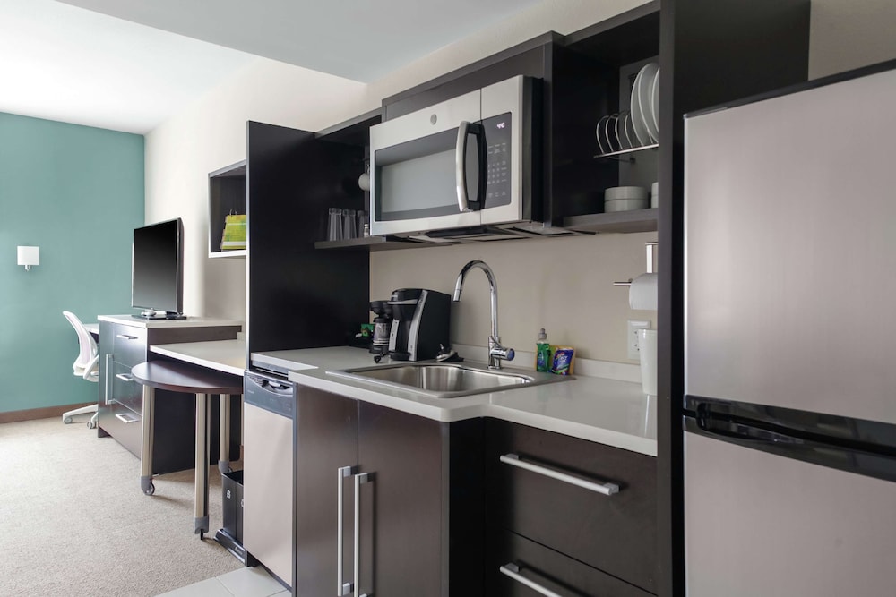 Home2 Suites by Hilton Louisville Airport Expo Center KY - photo 10
