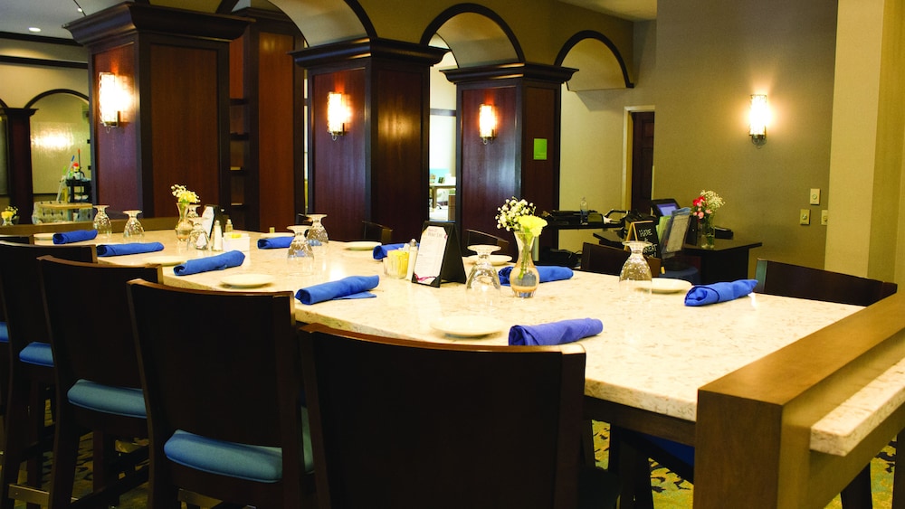 Holiday Inn Hotel & Suites Tallahassee Conference Ctr N by IHG - photo 44