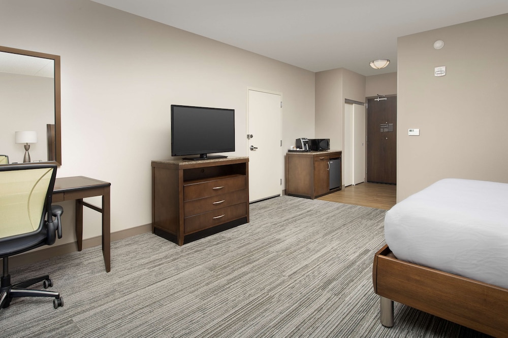 Hilton Garden Inn Charlotte Airport - photo 15