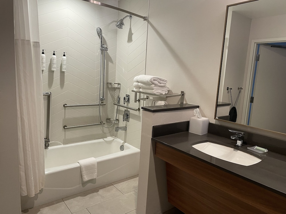 Fairfield by Marriott Inn & Suites Deerfield Beach Boca Raton - photo 16