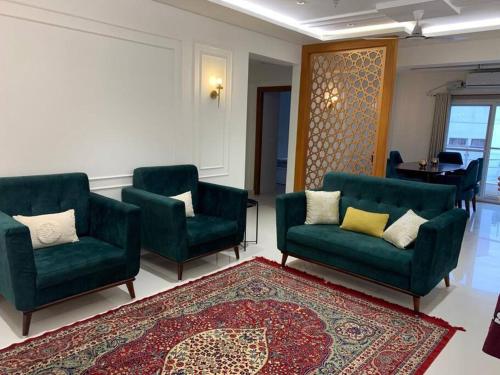 Hyderabad Holiday Home 3 Bed room service aprt in Vijayanagar Colony — 4-Star Luxury Hotel in Hyderabad, India