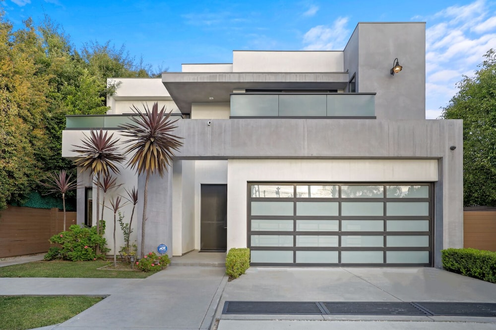 Crescent Heights in Los Angeles, United States