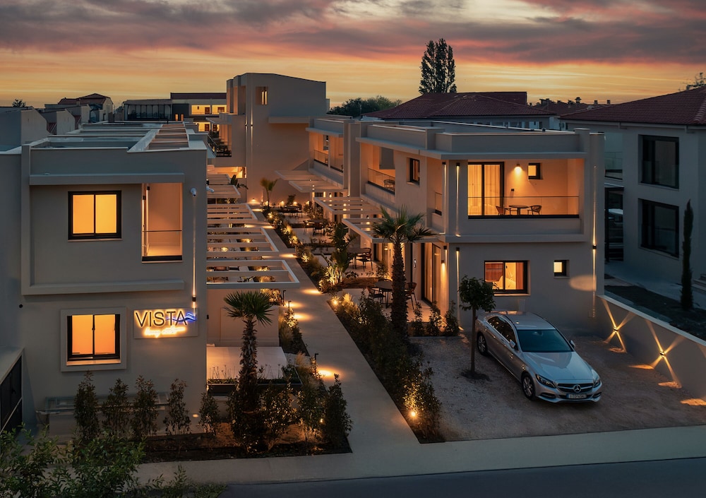 Vista Luxury Suites Halkidiki — 4-Star Luxury Hotel in Neos Marmaras, Greece