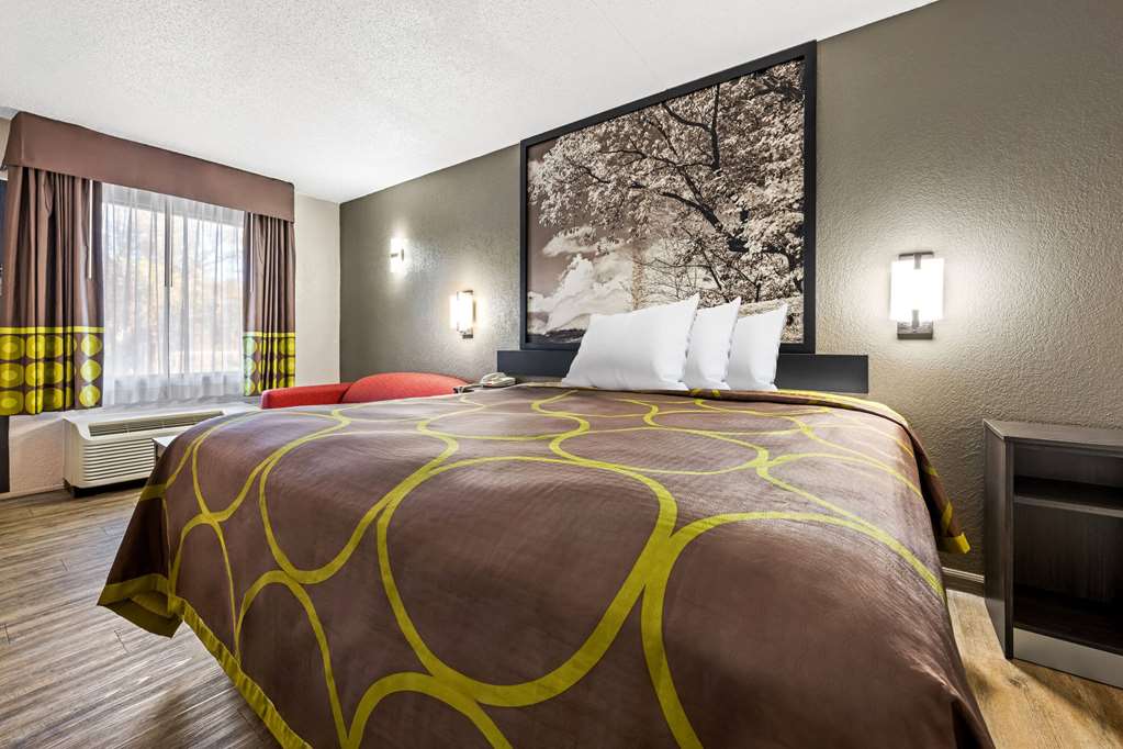 Super 8 by Wyndham Garysburg Roanoke Rapids - photo 21