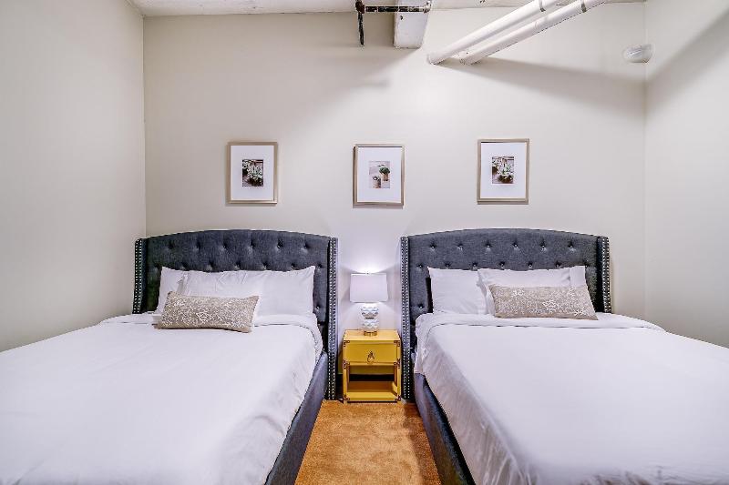Luxury Downtown Dallas Stay by Amyfinehouse - photo 183
