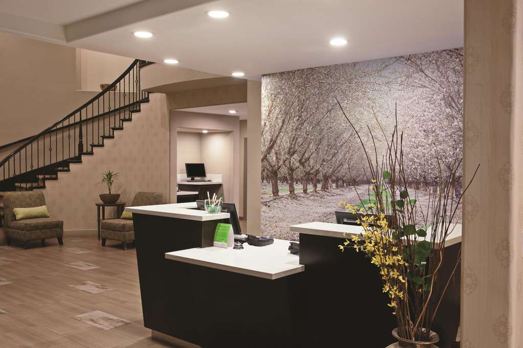 La Quinta Inn & Suites by Wyndham Los Banos - photo 5