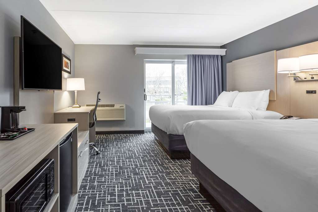 Comfort Inn Hyannis Cape Cod - photo 22