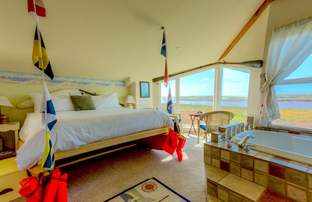 Captain's Inn at Moss Landing - photo 63
