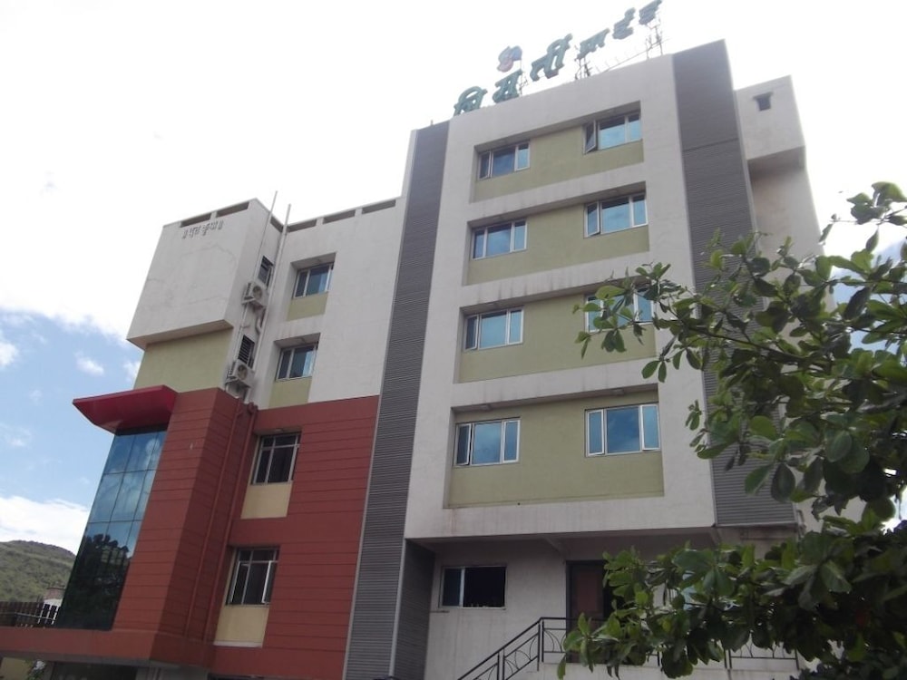 Hotel Trimurti Pride — Pune — photo 2