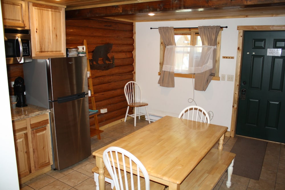 The Historic Wapiti Lodge - photo 89