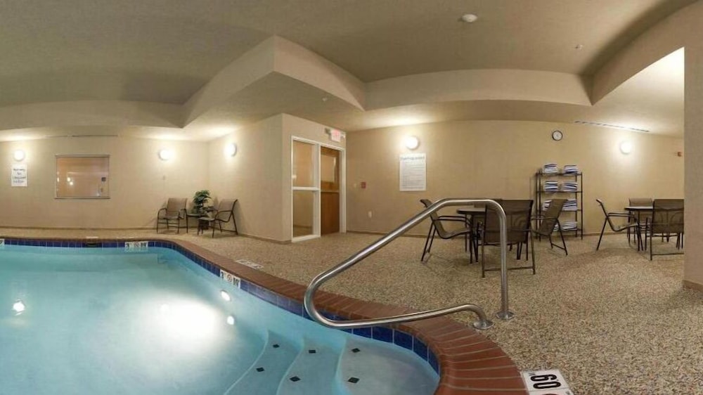 Holiday Inn Express Hotel & Suites RIPLEY by IHG - photo 29