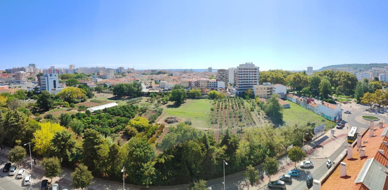 Seaview & Sunset Balcony Charm BY TimeCooler — 4-Star Luxury Hotel in Setubal, Portugal