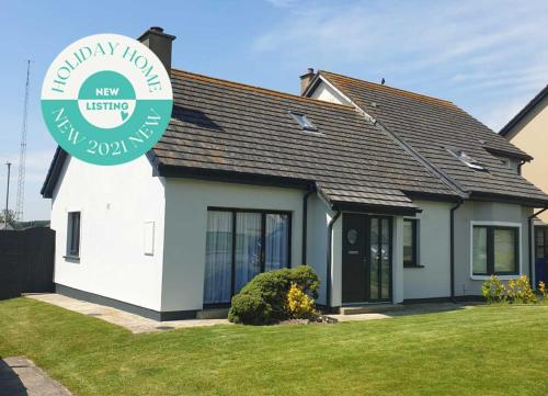 Beachside Avenue Holiday Home No 15 by Trident Holiday Homes — 4-Star Luxury Hotel in Courtown, Republic of Ireland