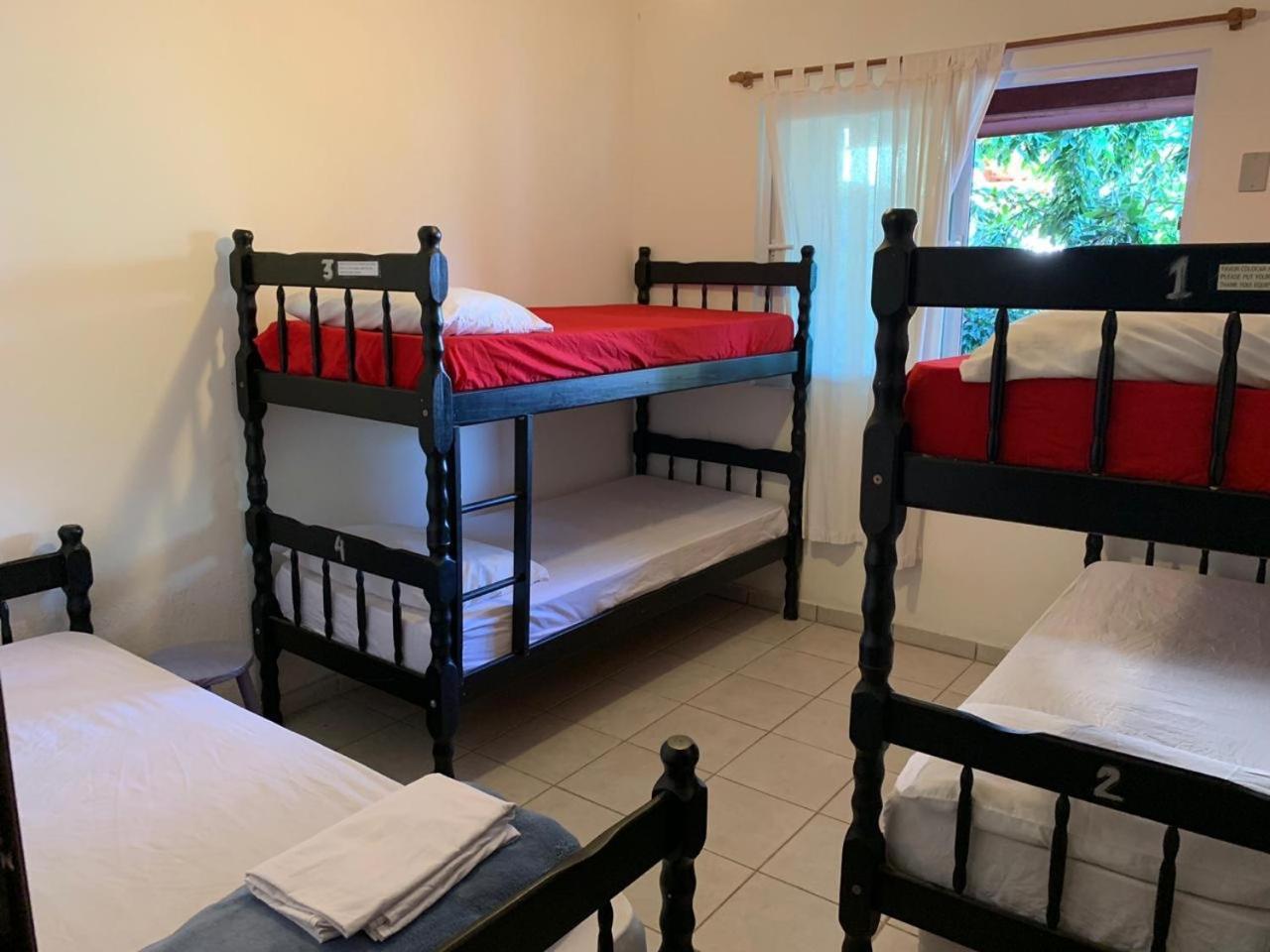 AymuraY Hostel e Pousada - carbon neutral hotel in Penha
