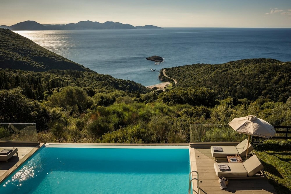 Entheos Private Villa Fiskardo Kefalonia Greece — 4-Star Luxury Hotel in Kefalonia, Greece