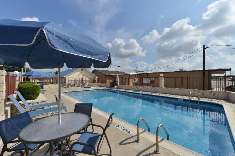 Best Western Regency Inn & Suites - photo 34