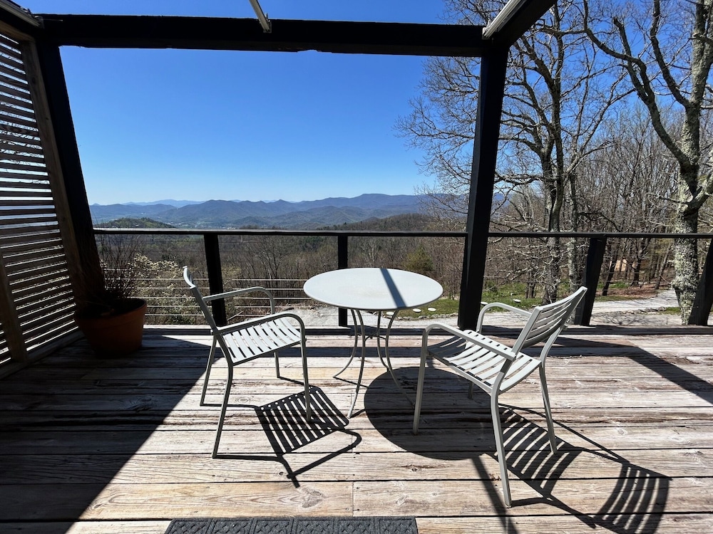 Fire Mountain Inn Cabins & Treehouses - photo 113