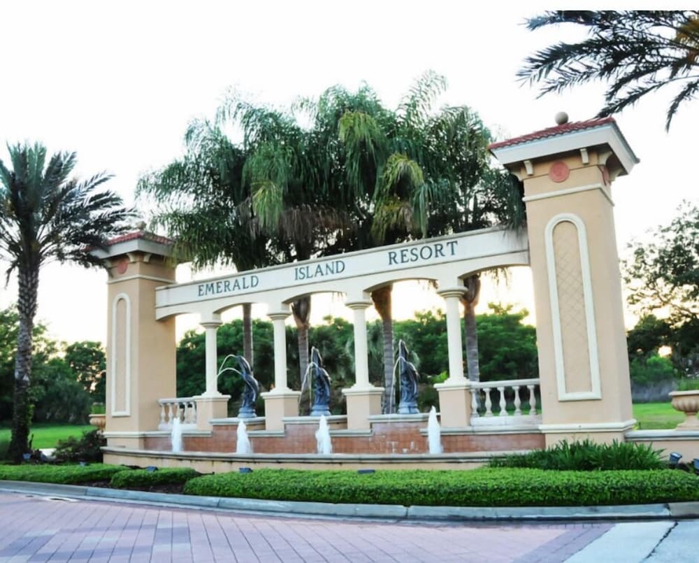 Huge 6 bed Emerald Is Resort Elite Vacation Homes - photo 30