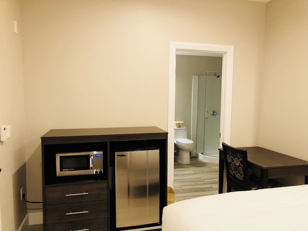 Bay Hotel - photo 5