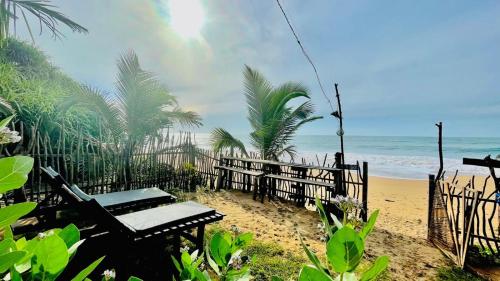 Waves ranna cabana and seafood in Tangalle, Sri Lanka