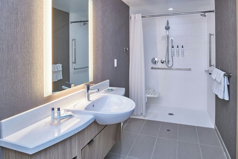 SpringHill Suites by Marriott Detroit Dearborn - photo 12