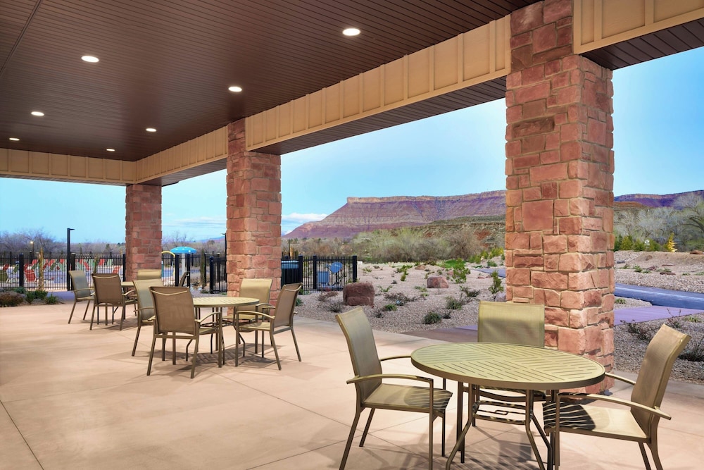 Fairfield Inn & Suites by Marriott Virgin Zion National Park - photo 36