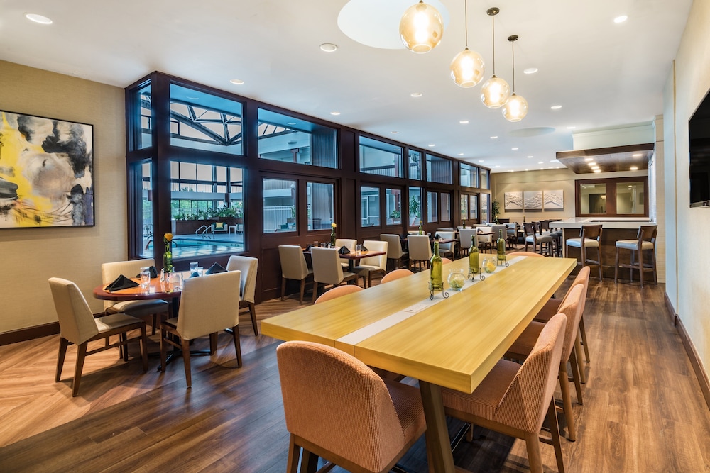 Holiday Inn & Suites Pittsfield Berkshires by IHG - photo 33