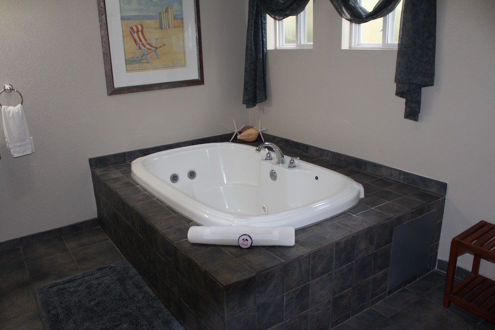 Pelican Cove Inn - photo 113