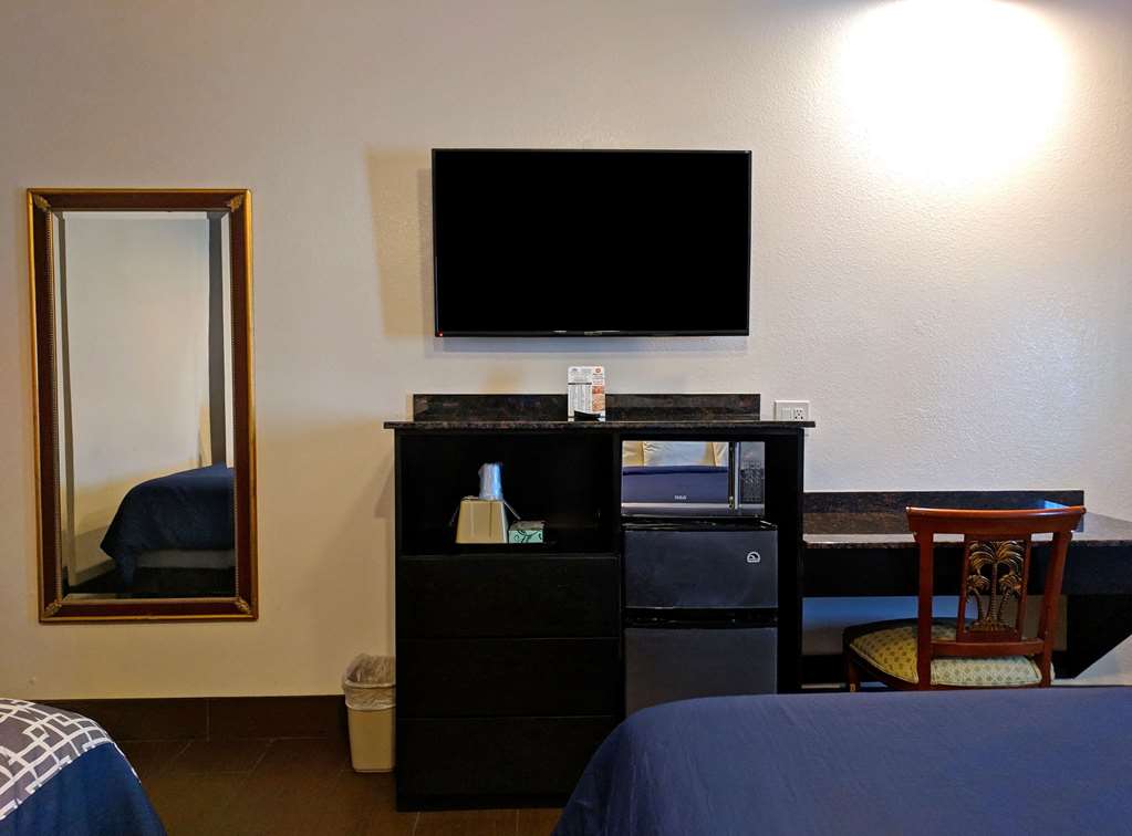 Americas Best Value Inn Brownsville - photo 15