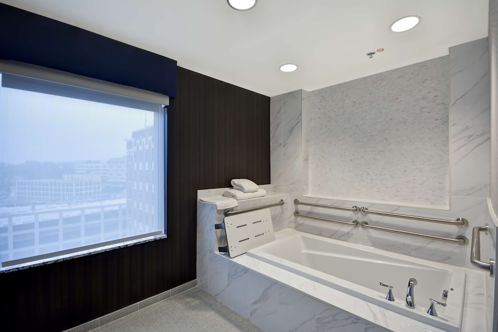 Homewood Suites by Hilton Birmingham Downtown Near UAB - photo 17