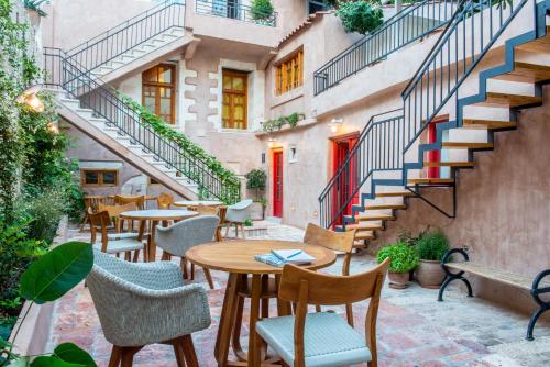 Hotel Off - carbon neutral hotel in Chania
