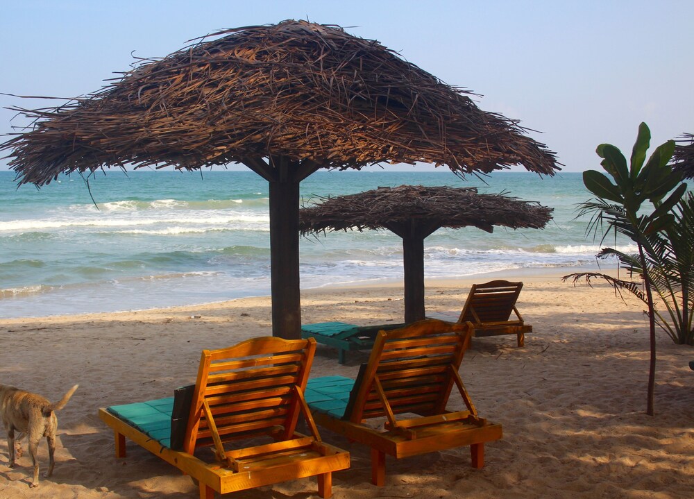 Golden Beach Cottages in Trincomalee, Sri Lanka