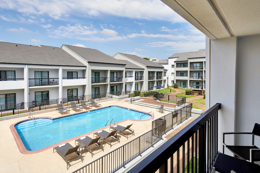 Courtyard by Marriott Memphis Airport - photo 38
