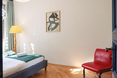 Charming 2BR Near Rooms Hotel By Wehost