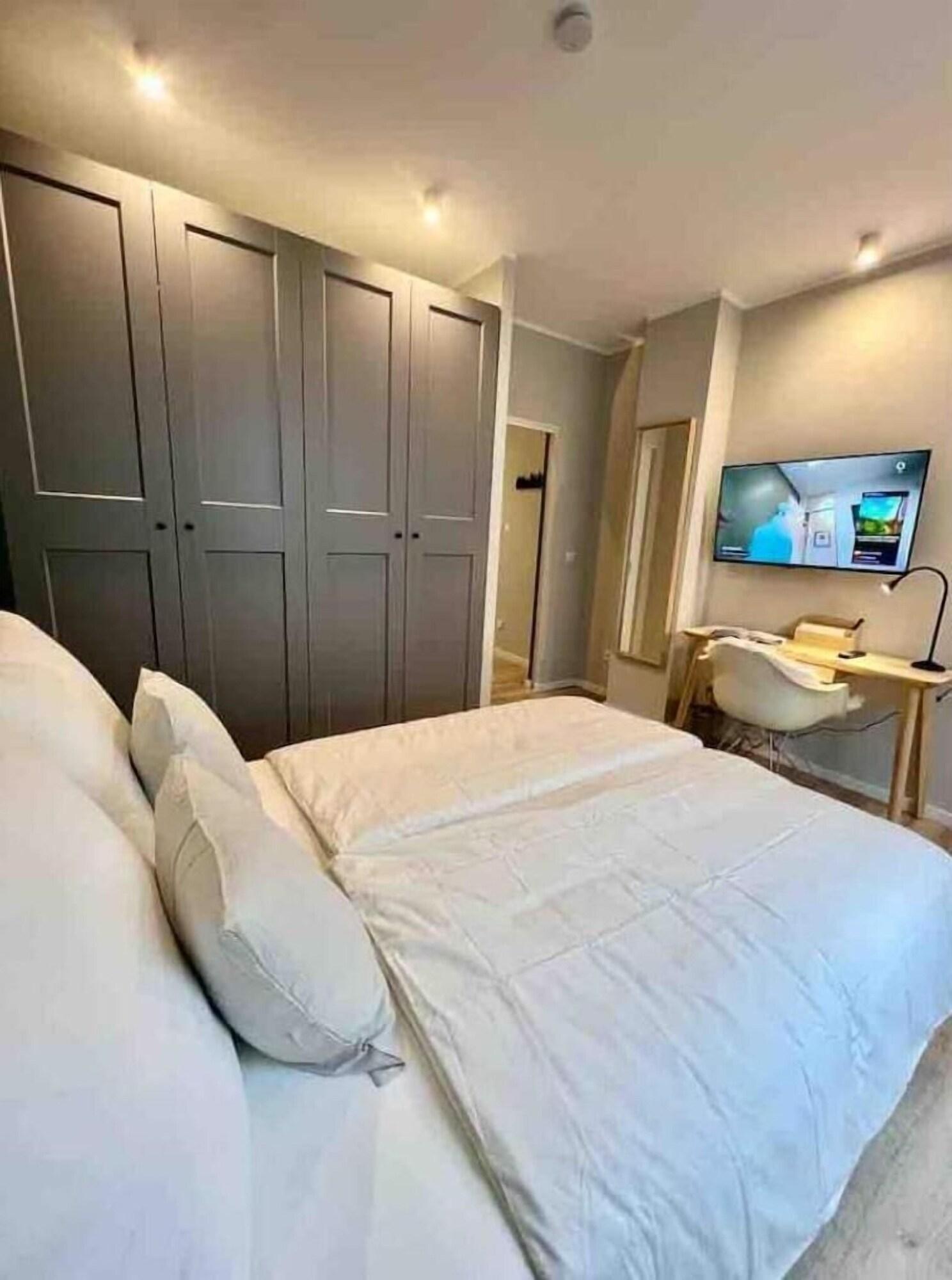 Im Herzen der Stadt EG Wohnung — 4-Star Luxury Hotel in Paderborn, Germany