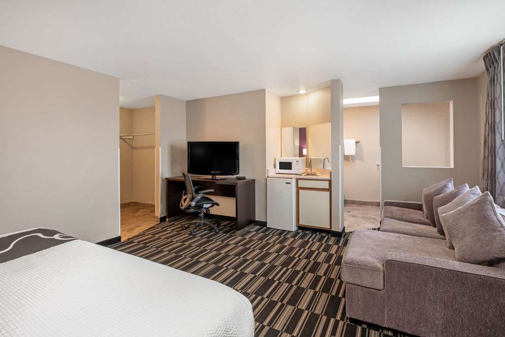 La Quinta Inn by Wyndham Caldwell - photo 19