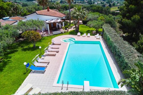 Villa New Charme — 4-Star Luxury Hotel in Castellammare Del Golfo, Italy