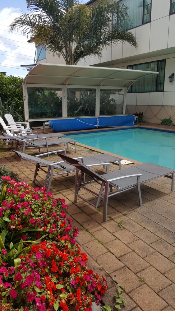 Albany Rosedale Motel — 4-Star Luxury Hotel in Auckland, New Zealand
