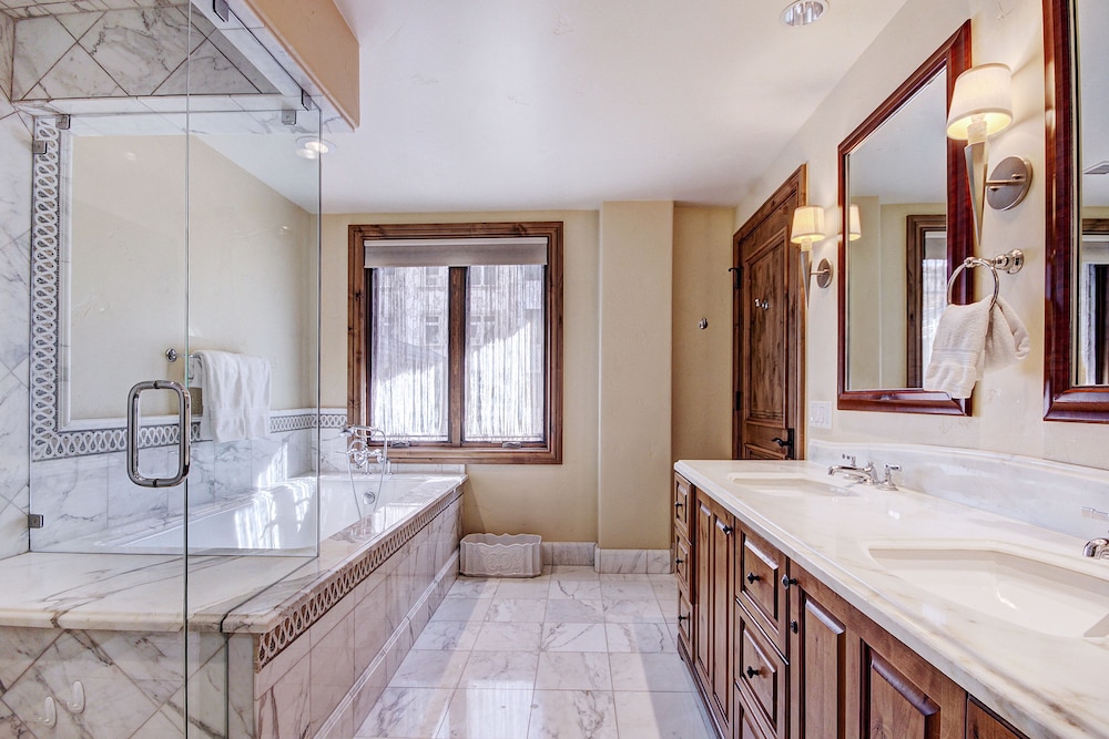 The Arrabelle A RockResort by Vail Resorts - photo 150