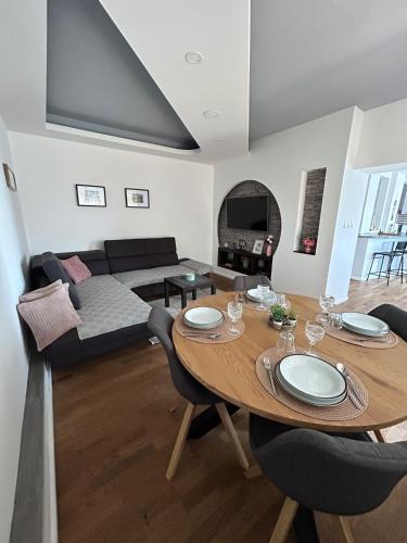Apartman Gaby — 4-Star Luxury Hotel in Virovitica, Croatia