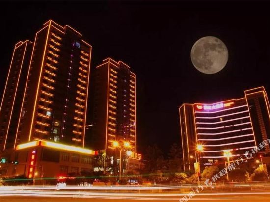 Dianhong Hotel — hotel in Fengshan