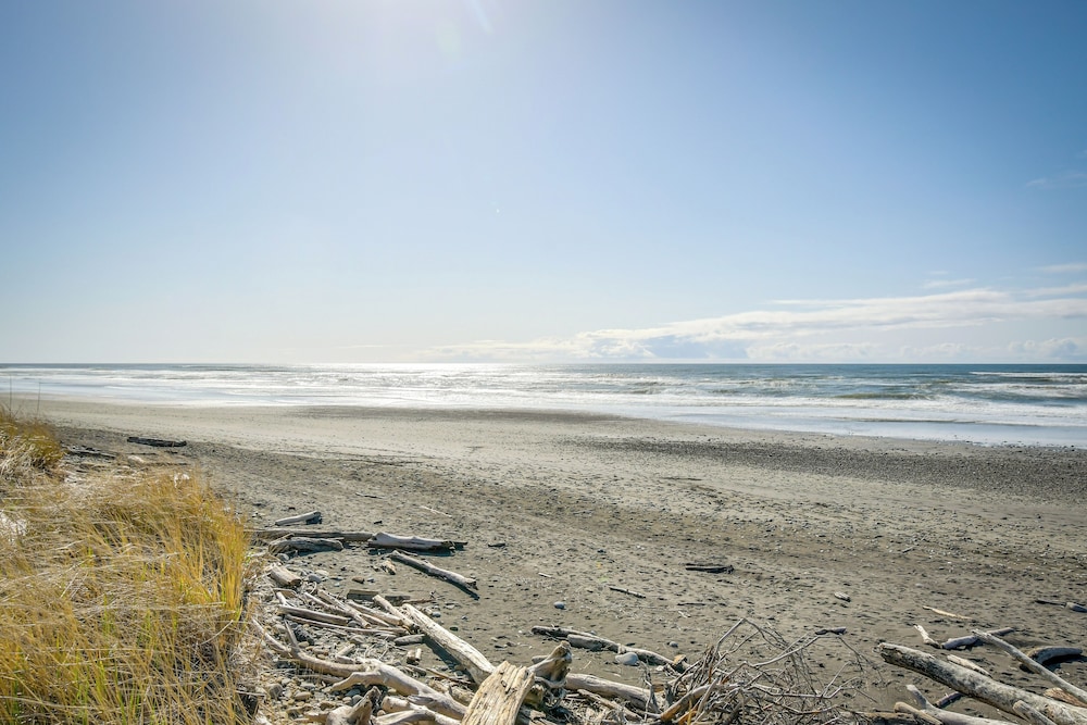 Westport Vacation Rental Walk to Beach - photo 3