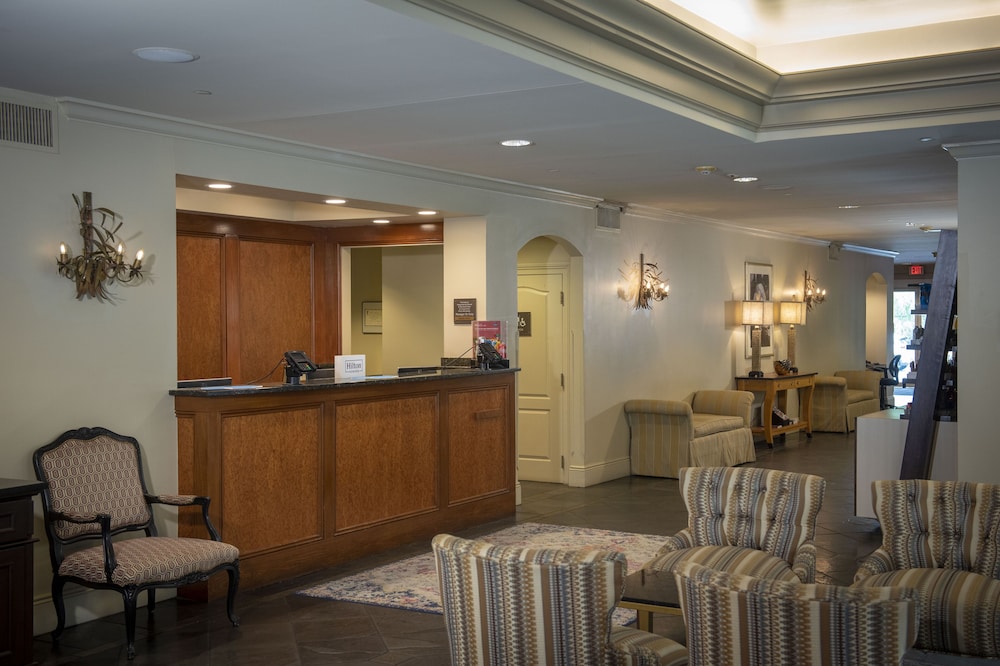 Hampton Inn New Orleans St. Charles Ave. Garden District - photo 38