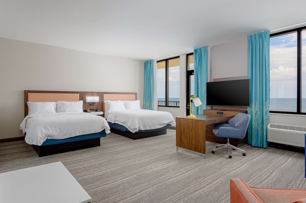 Hampton Inn & Suites Orange Beach Gulf Front - photo 2