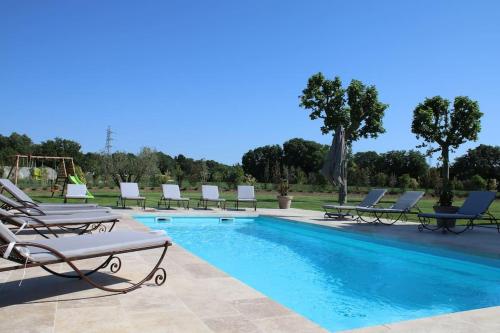 Mas En Campagne — hotel in Mallemort