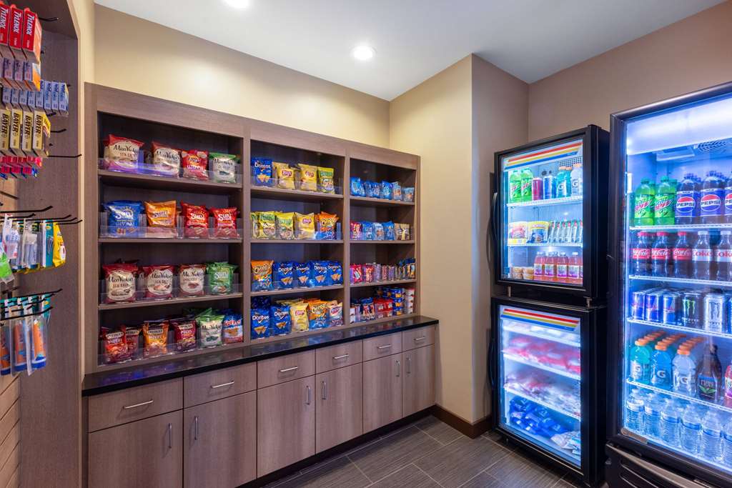 La Quinta Inn & Suites by Wyndham Morgantown - photo 67