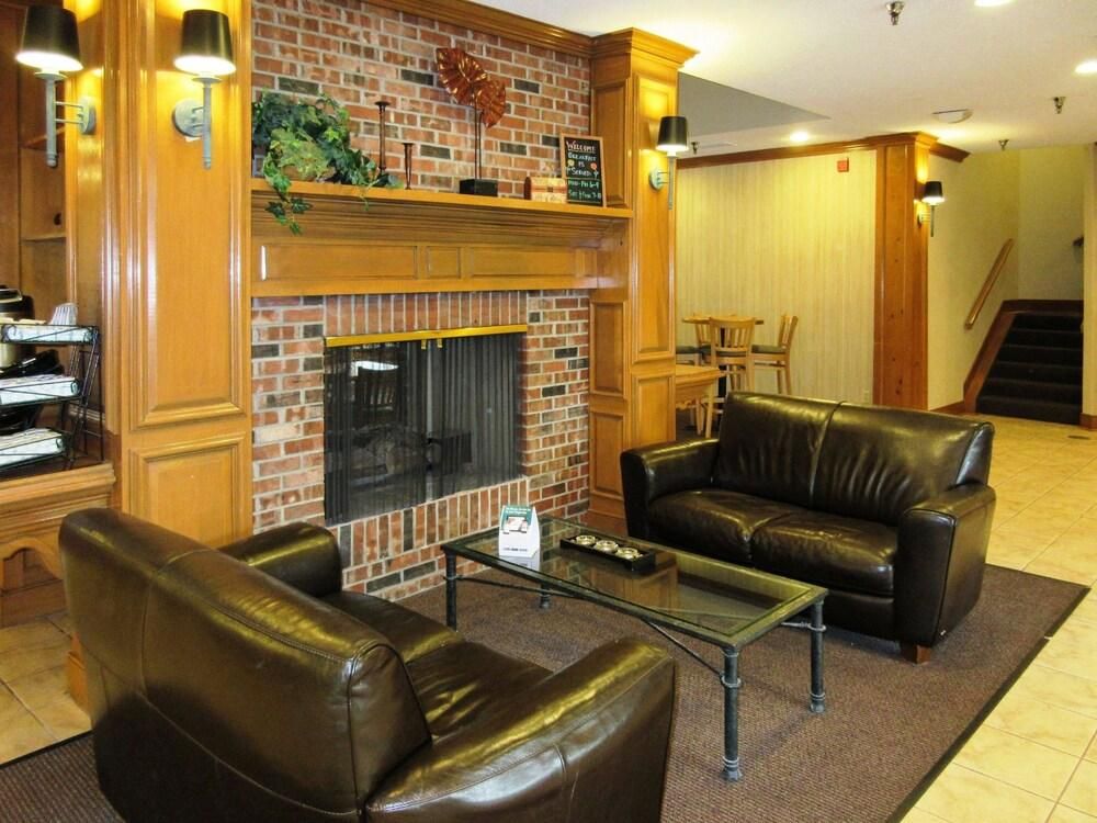 Premiere Suites - photo 21